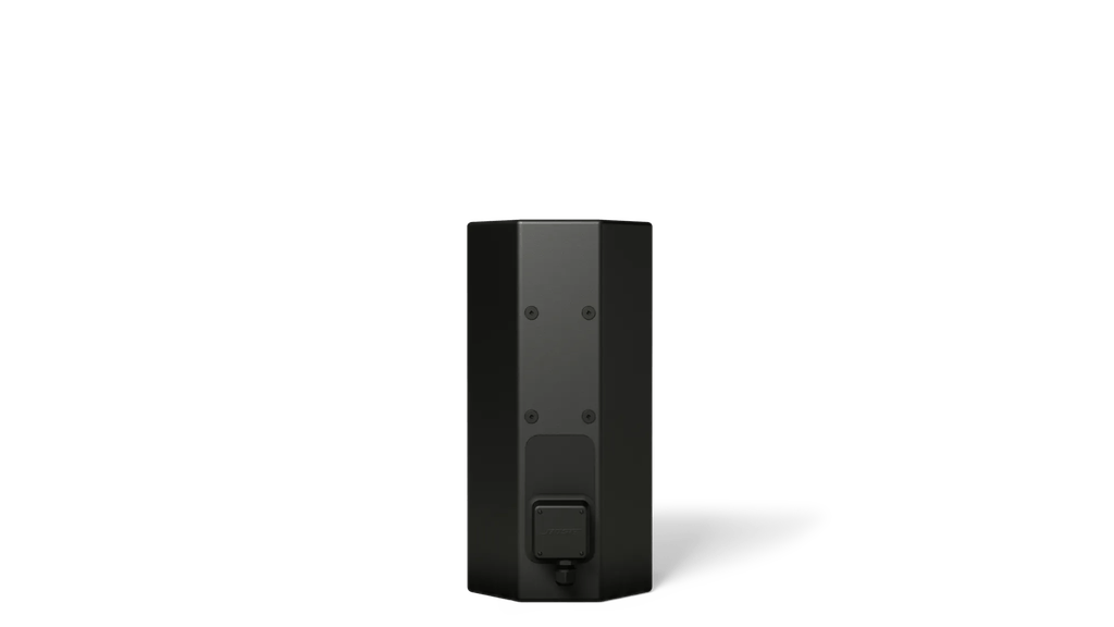 Bose Professional ArenaMatch Utility AMU108, zadný pohľad s konektorovým krytom