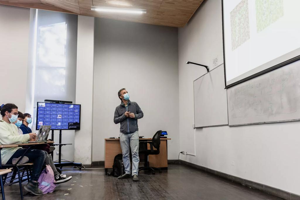 Aula multifacética de la Universidad de Chile