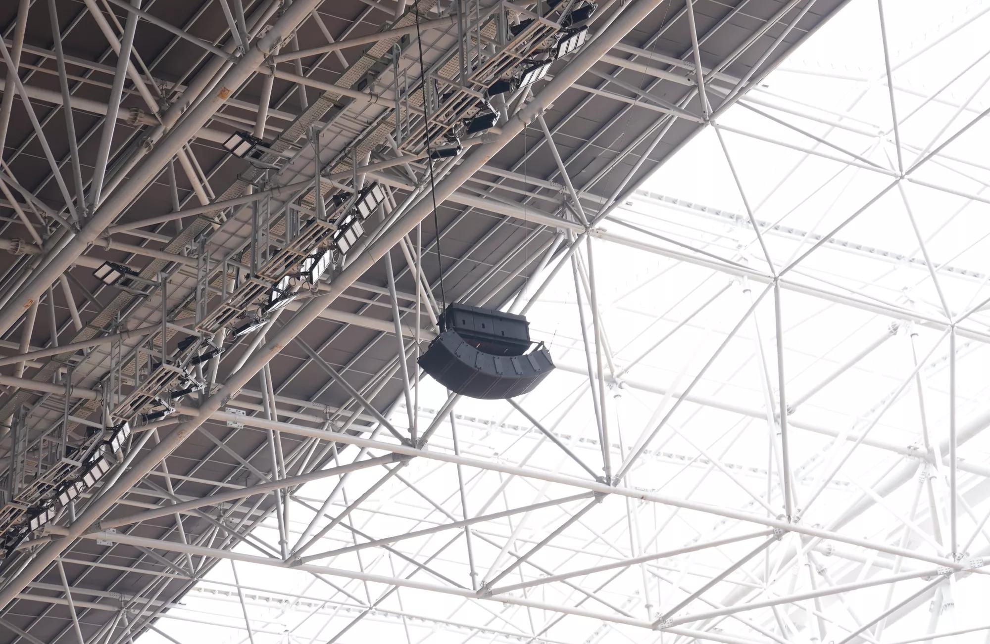 Hanging ArenaMatch Speakers