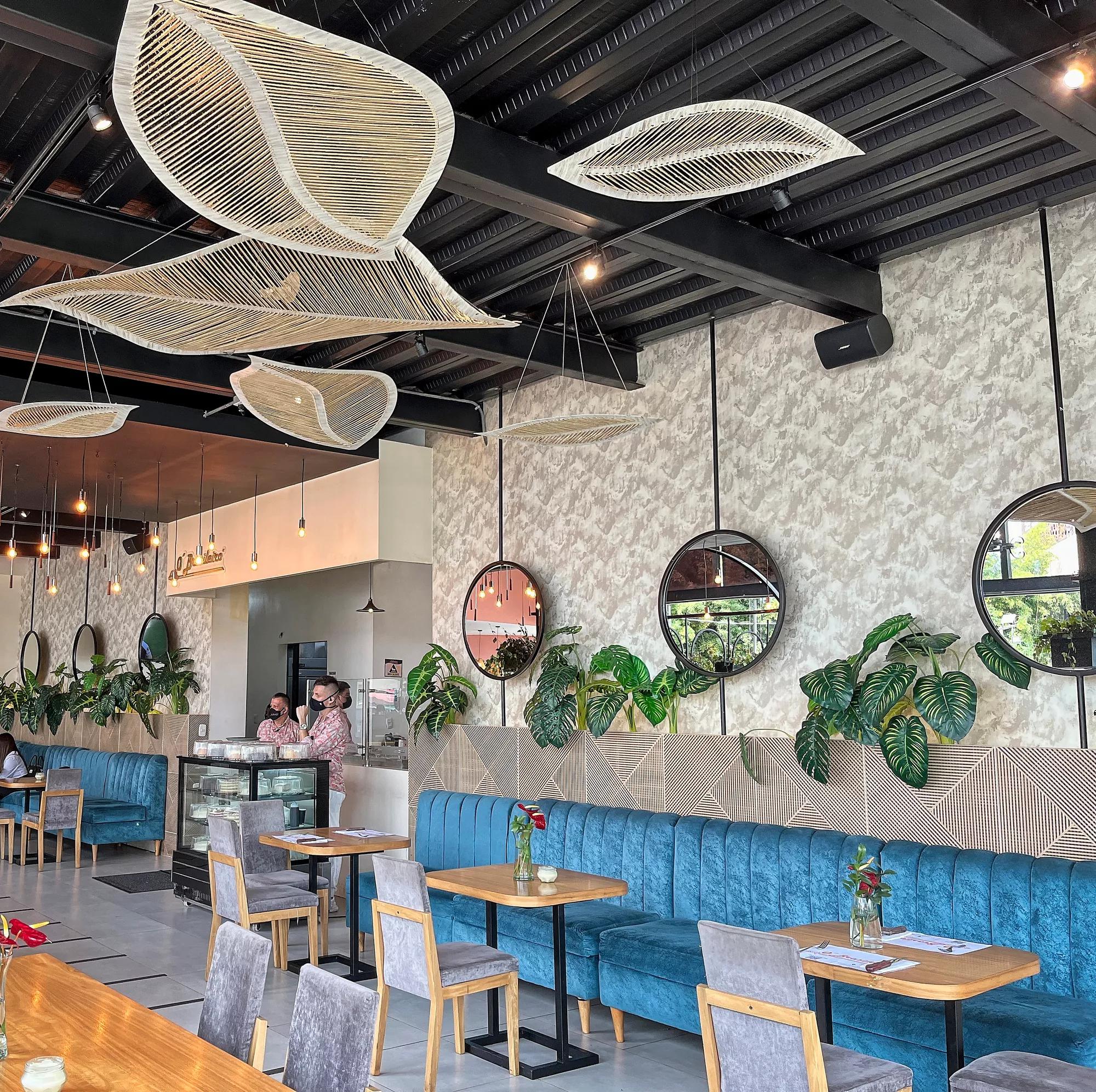 Sheek Seating at O Brasileiro with DM5SE Speaker