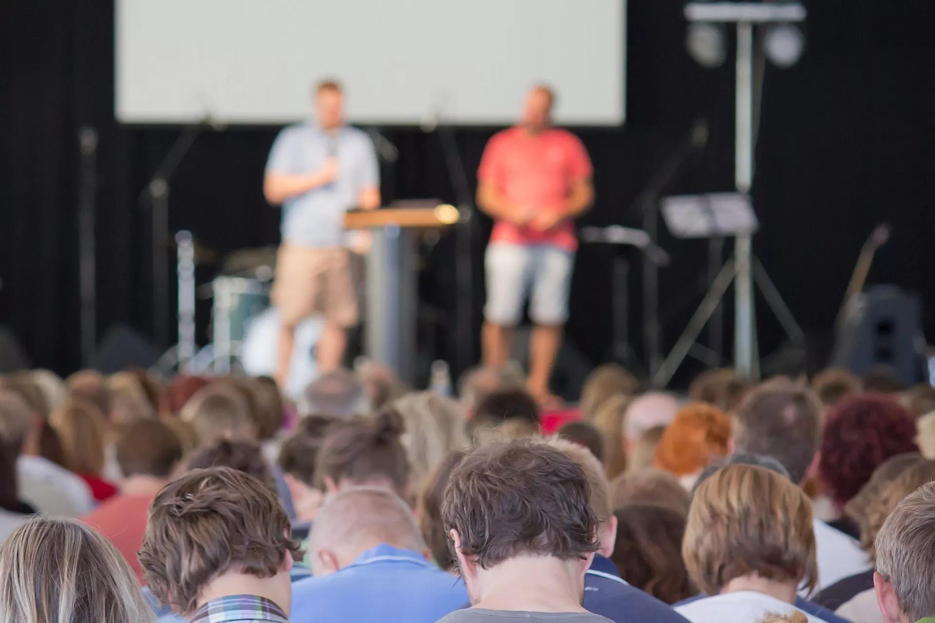 Vorteile eines tragbaren Soundsystems für Kirchen