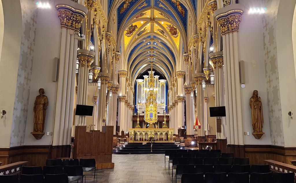 Basilique NDU Intérieur 1