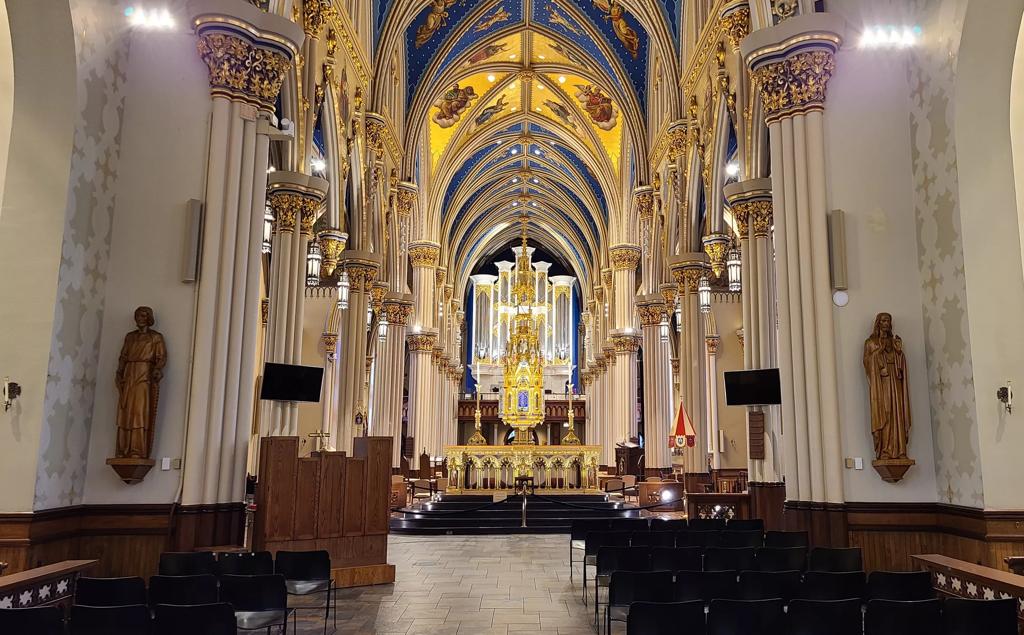 Bose Professional Provides Clear Intelligibility for Basilica of the Sacred Heart banner image